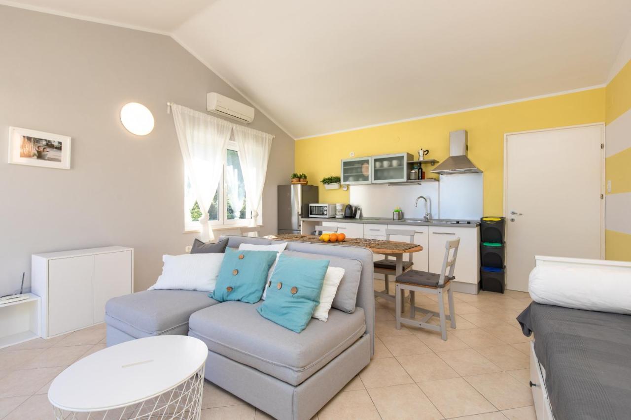 Apartment Portapisana Just 50M From The Beach Krk Town Luaran gambar
