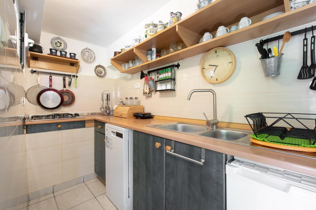 Apartment Portapisana Just 50M From The Beach Krk Town Luaran gambar