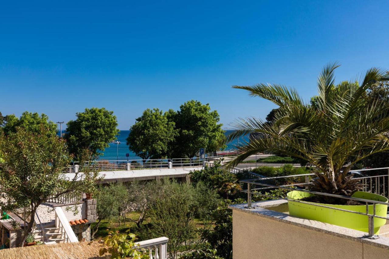 Apartment Portapisana Just 50M From The Beach Krk Town Luaran gambar